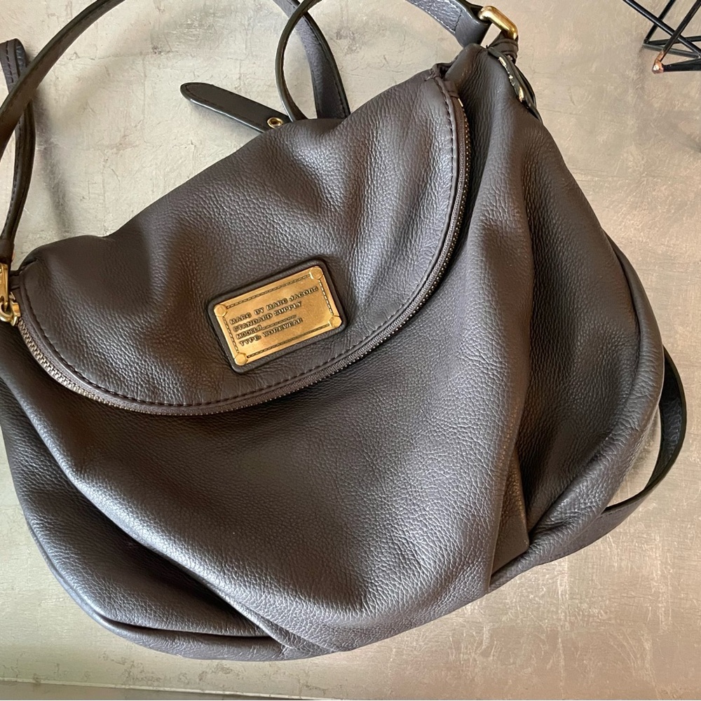 🎉PRICE DROP SALE🎉 Marc Jacobs Classic Q Natasha Crossbody Bag